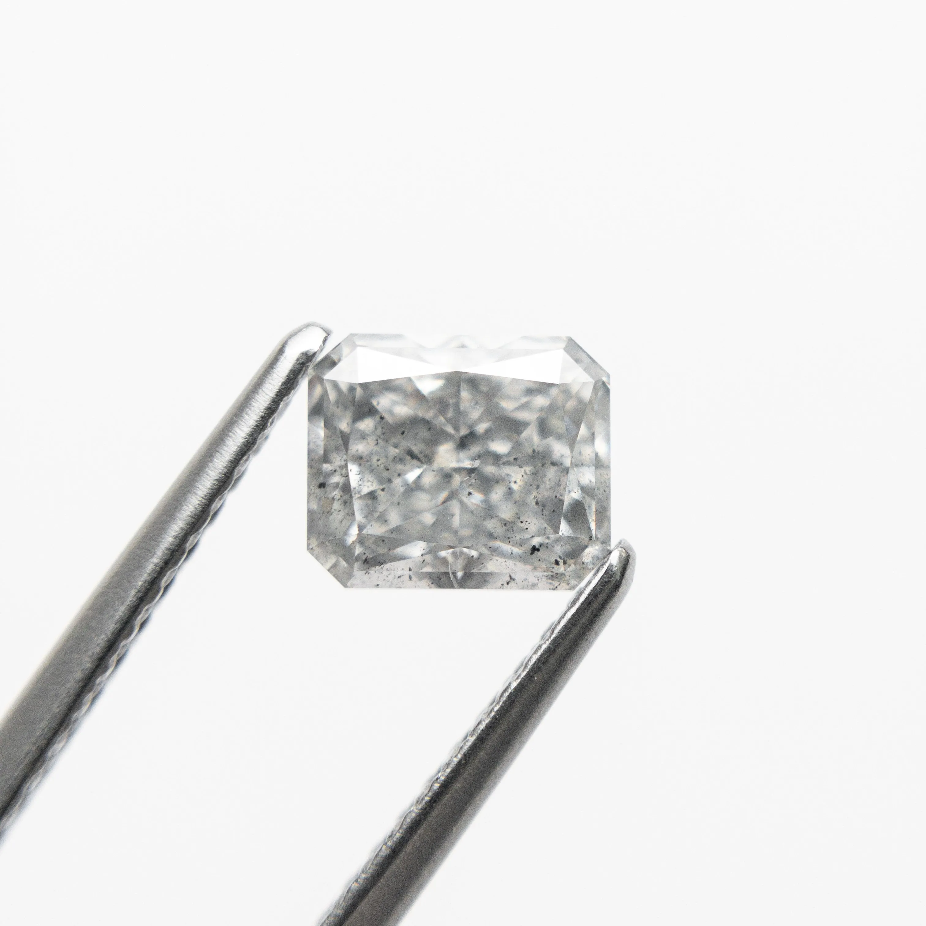 1.03ct 5.99x5.05x3.46mm GIA Fancy Grey Radiant Cut 18440-01