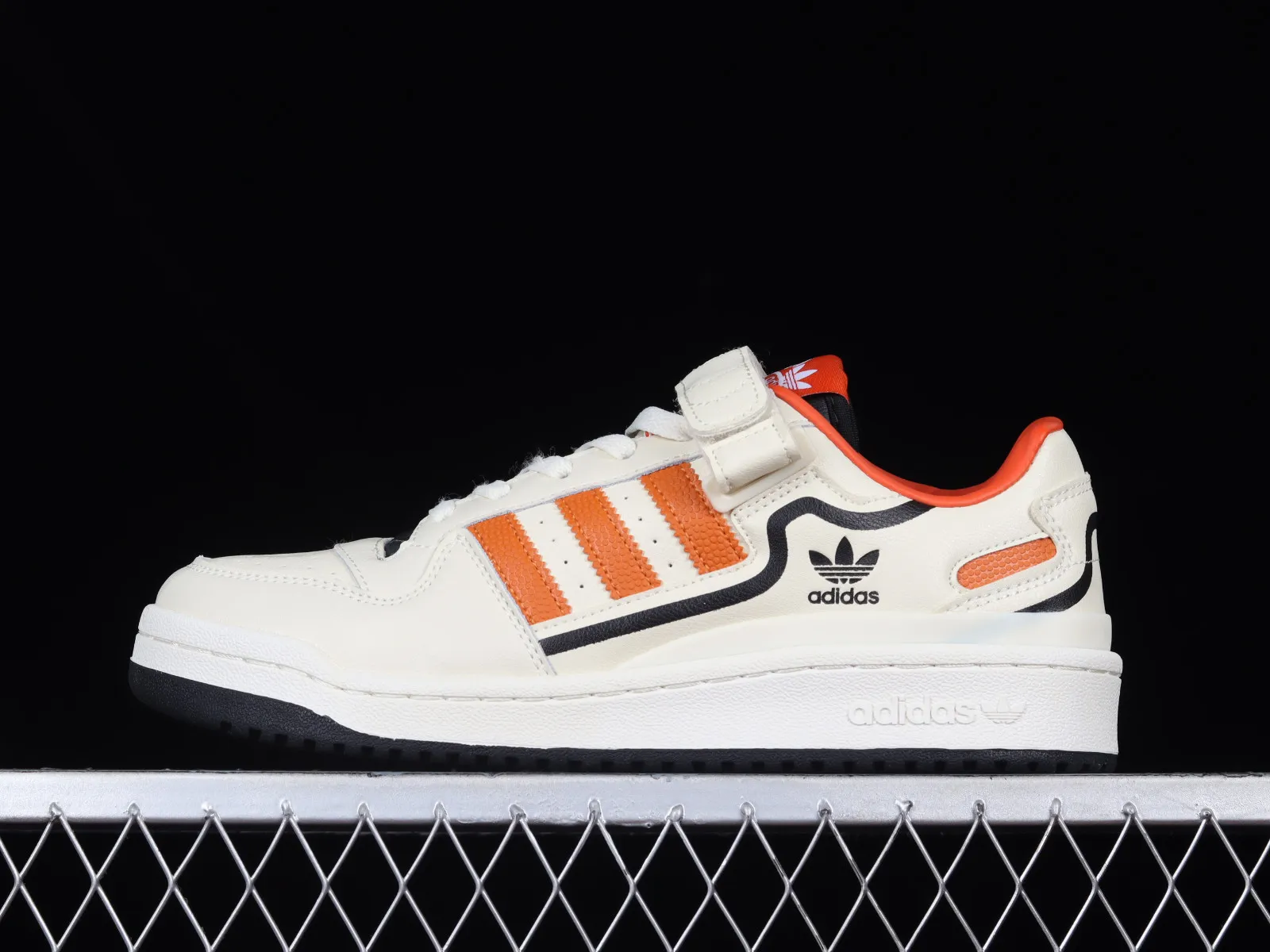 Adidas Forum 84 Low Cloud White Orange Core Black HR0460