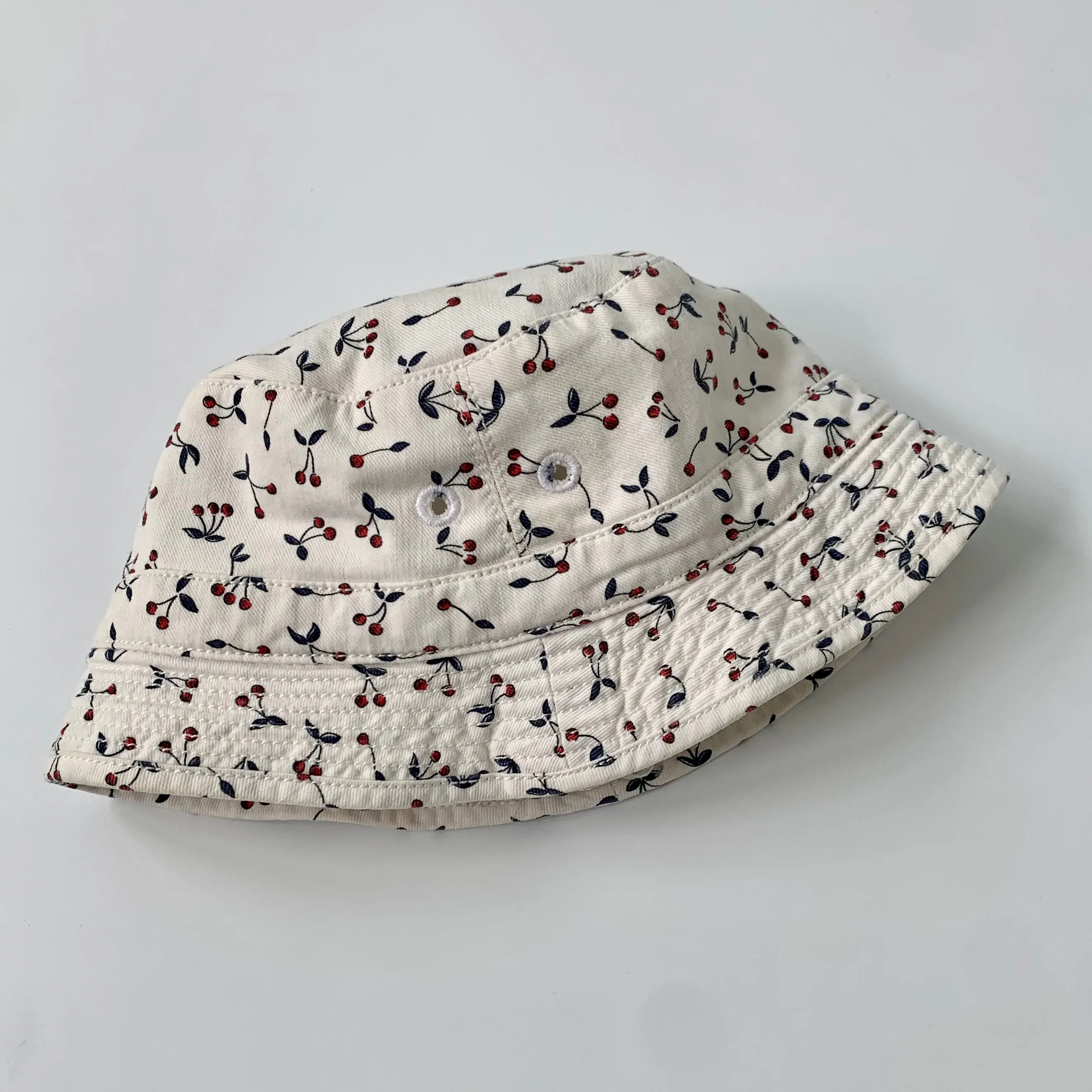 Bonpoint Cherry Canvas Hat: 12-18 Months