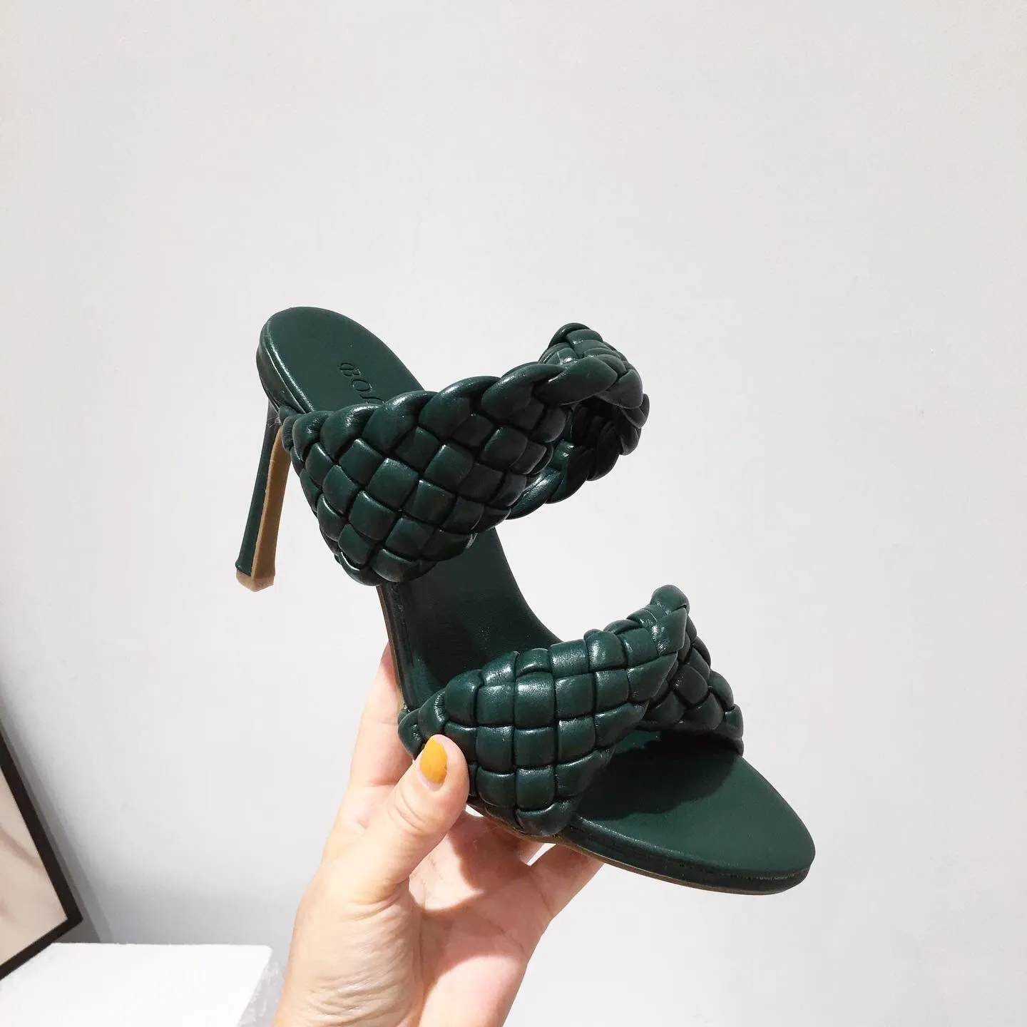 Dark Green Weave Synthetic Leather Pointed Toe High Heel Pumps for Women