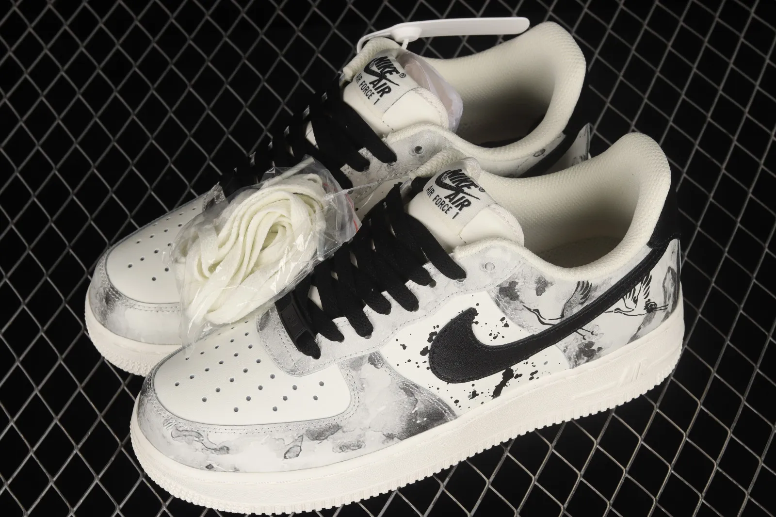 Nike Air Force 1 07 Low Landscape Ink Painting White Black BL1522-089