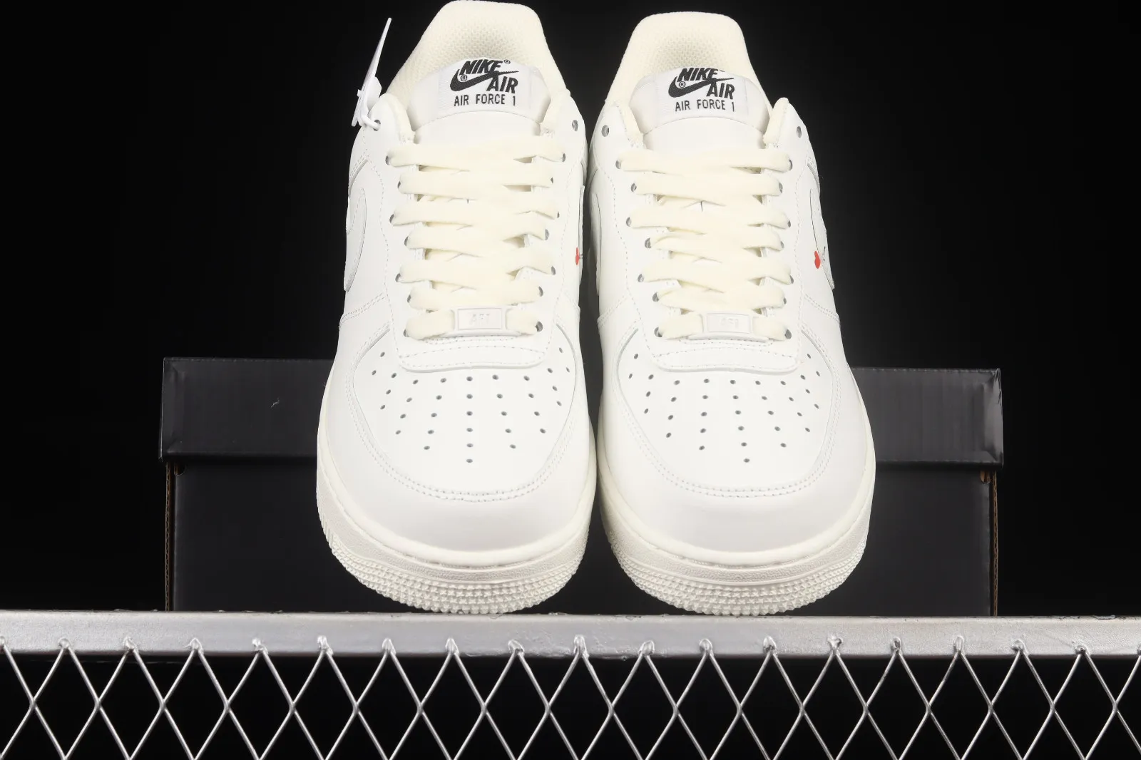 Nike Air Force 1 Low Valentine's Day White Black LZ5988-505