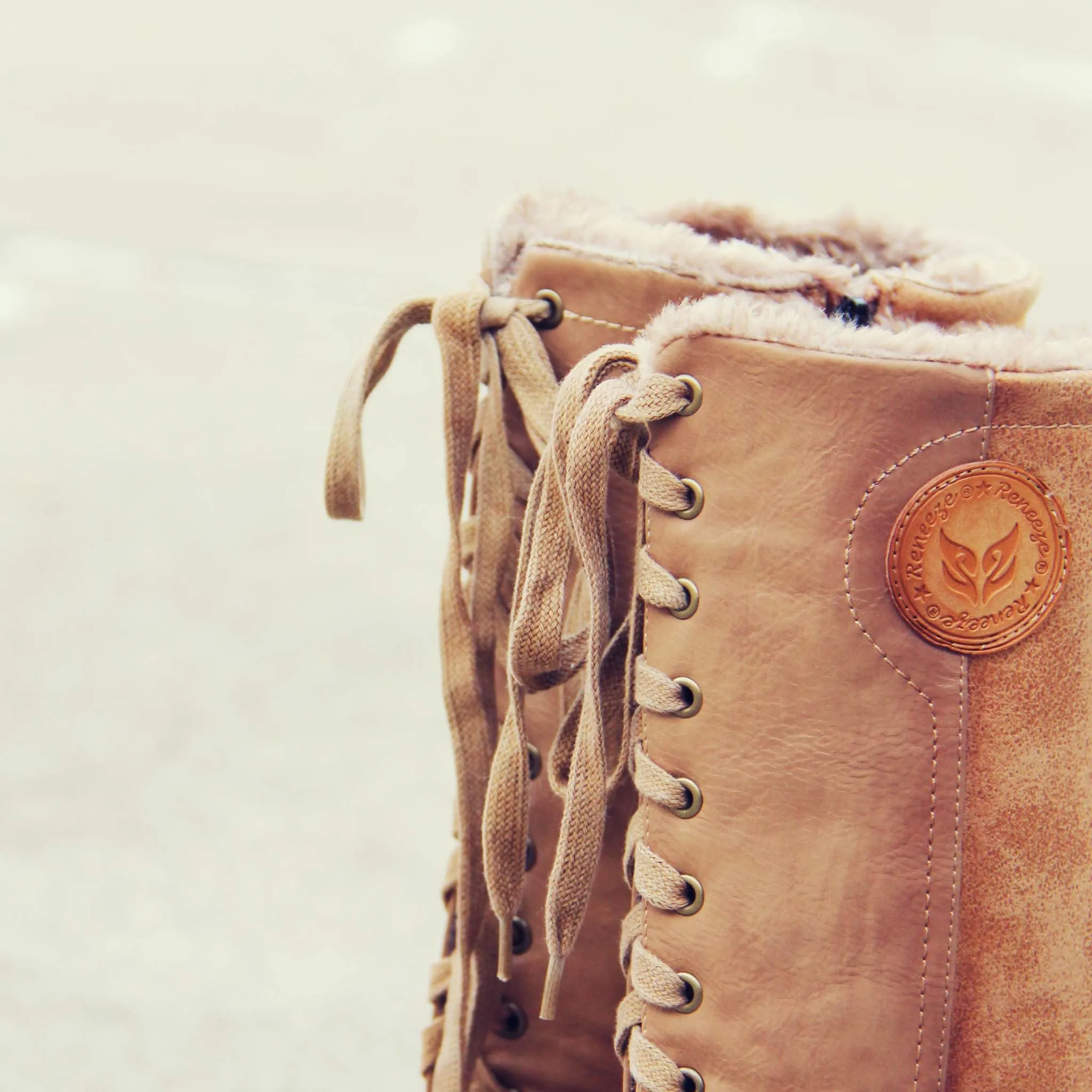 The Chinook Boots in Khaki